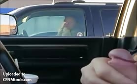 Car flashing sexy blonde she loves it